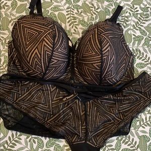 Adore Me Geometric Bra & Panty Set